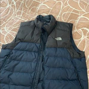 Men’s North Face Puffer vest